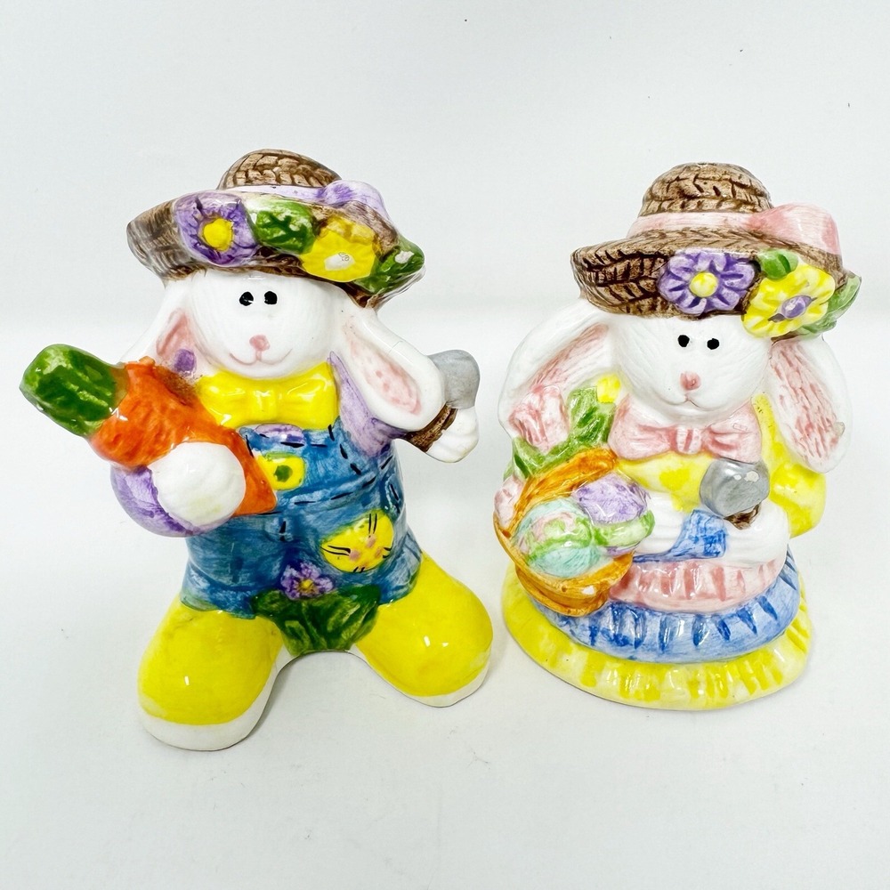 Vintage Easter Bunnies Salt‎ Pepper Shakers Farmer Rabbits Holiday Decor Spring